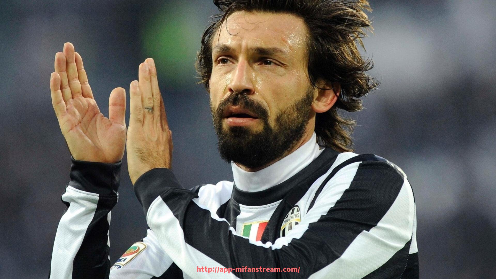 秘饭直播-贝纳永在欧冠赛场上的精彩表现及职业生涯总结