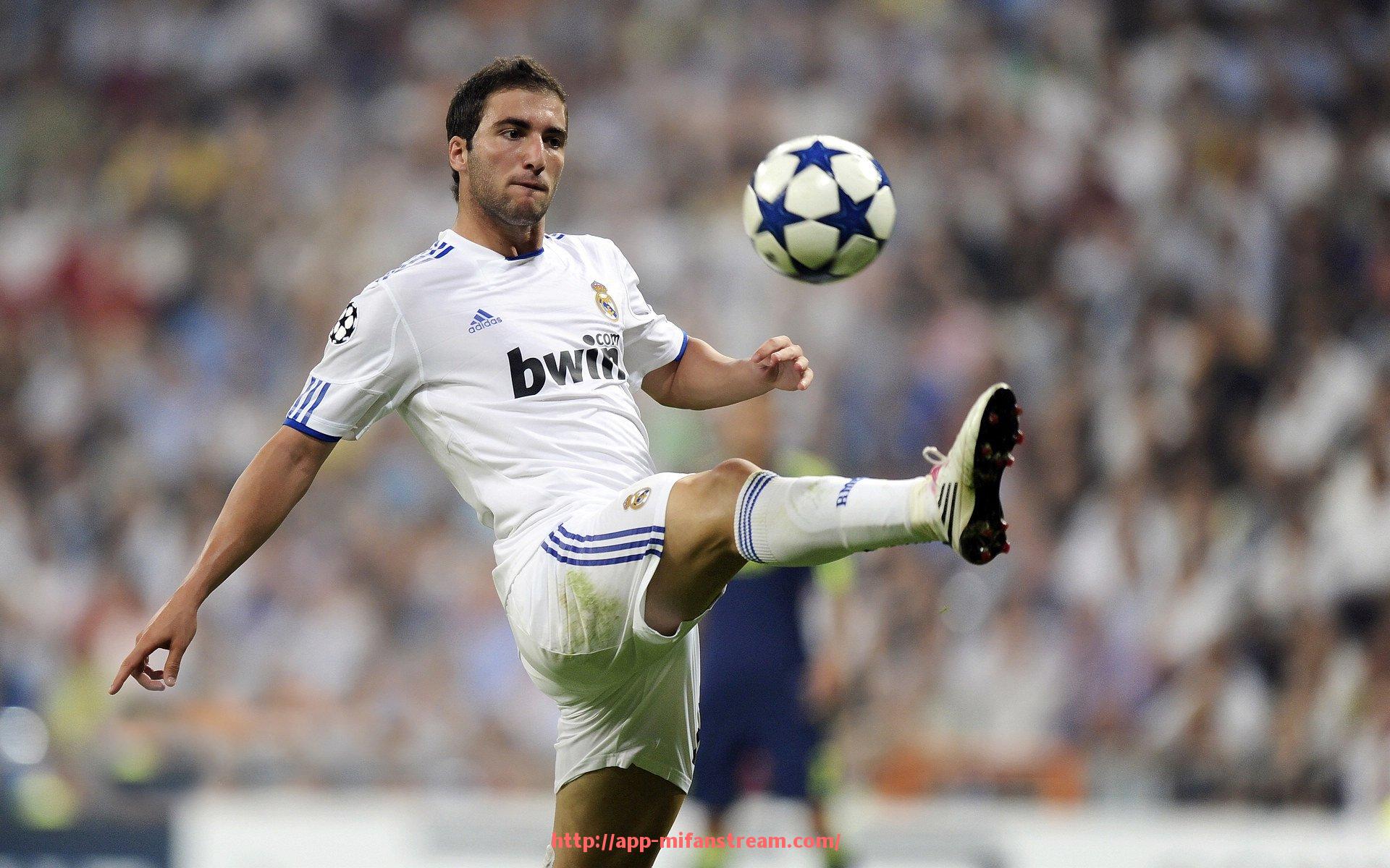 秘饭直播-麦迪率领火箭队对阵马刺的经典比赛复盘